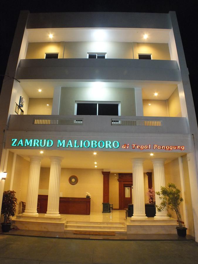 Zamrud Malioboro Ξενοδοχείο Γιογκιακάρτα Εξωτερικό φωτογραφία